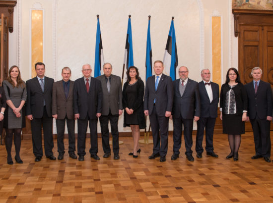 Väliskomisjon kohtus endiste Riigikogu väliskomisjoni esimeeste ja aseesimeestega